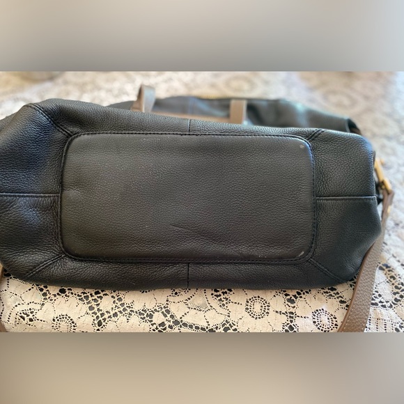 🔥Pour La Victoire (PLV) Gunter leather satchel with cross body strap🔥 - Picture 7 of 14